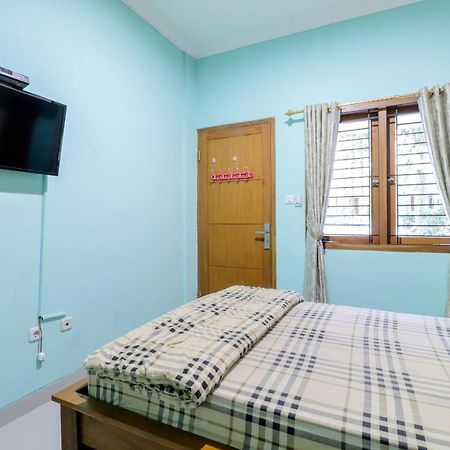 Khatarina Female Residence - Female Only - Khusus Wanita Maguwo Екстериор снимка