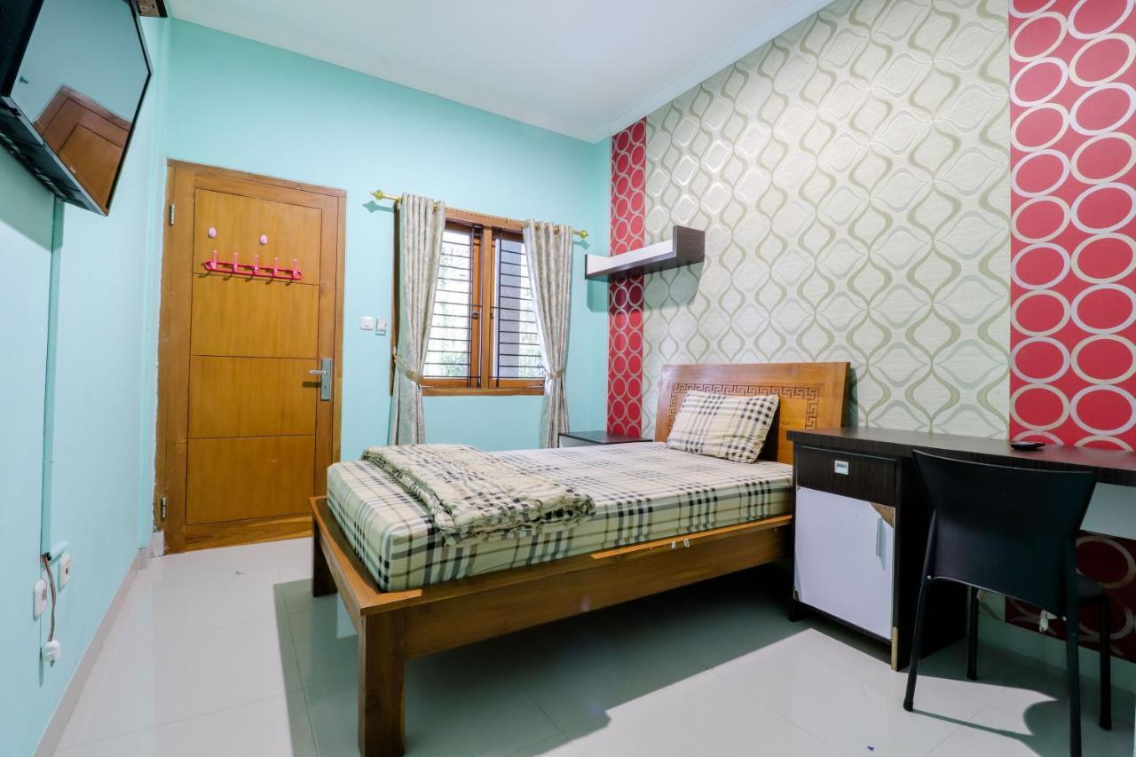 Khatarina Female Residence - Female Only - Khusus Wanita Maguwo Екстериор снимка